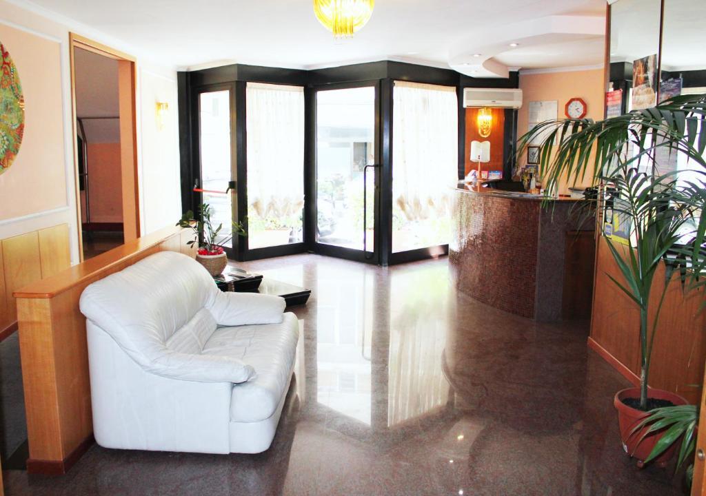 Hotel Cristal Bari Exterior foto